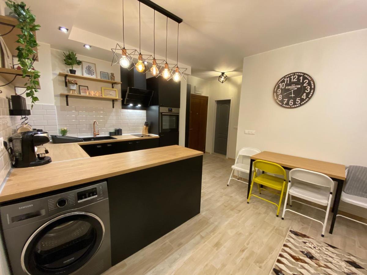 Habitat Sea View Apartment Varna ภายนอก รูปภาพ